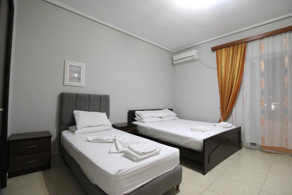 marin apartments rooms